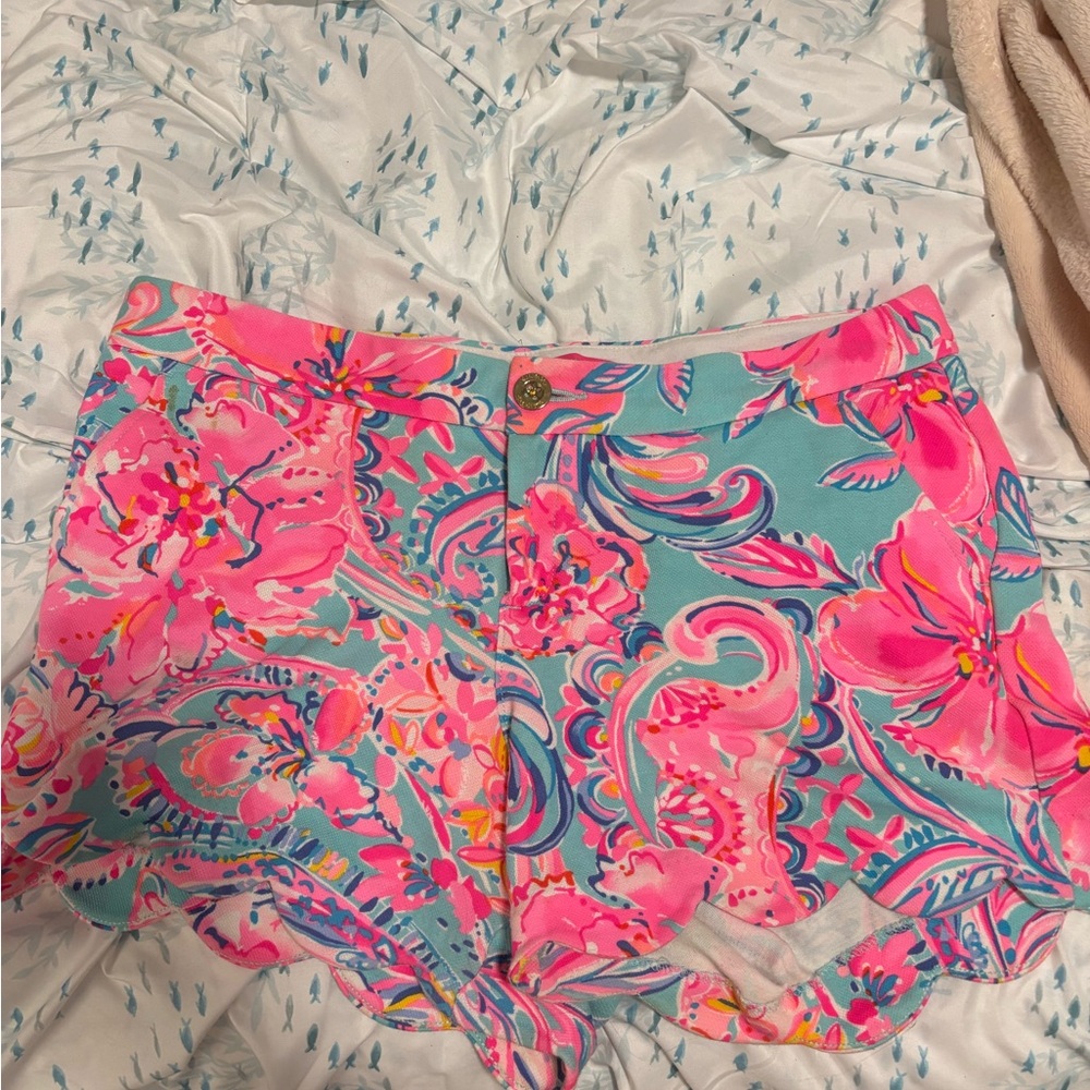 Scalloped Floral Women's Shorts - Pink and Blue